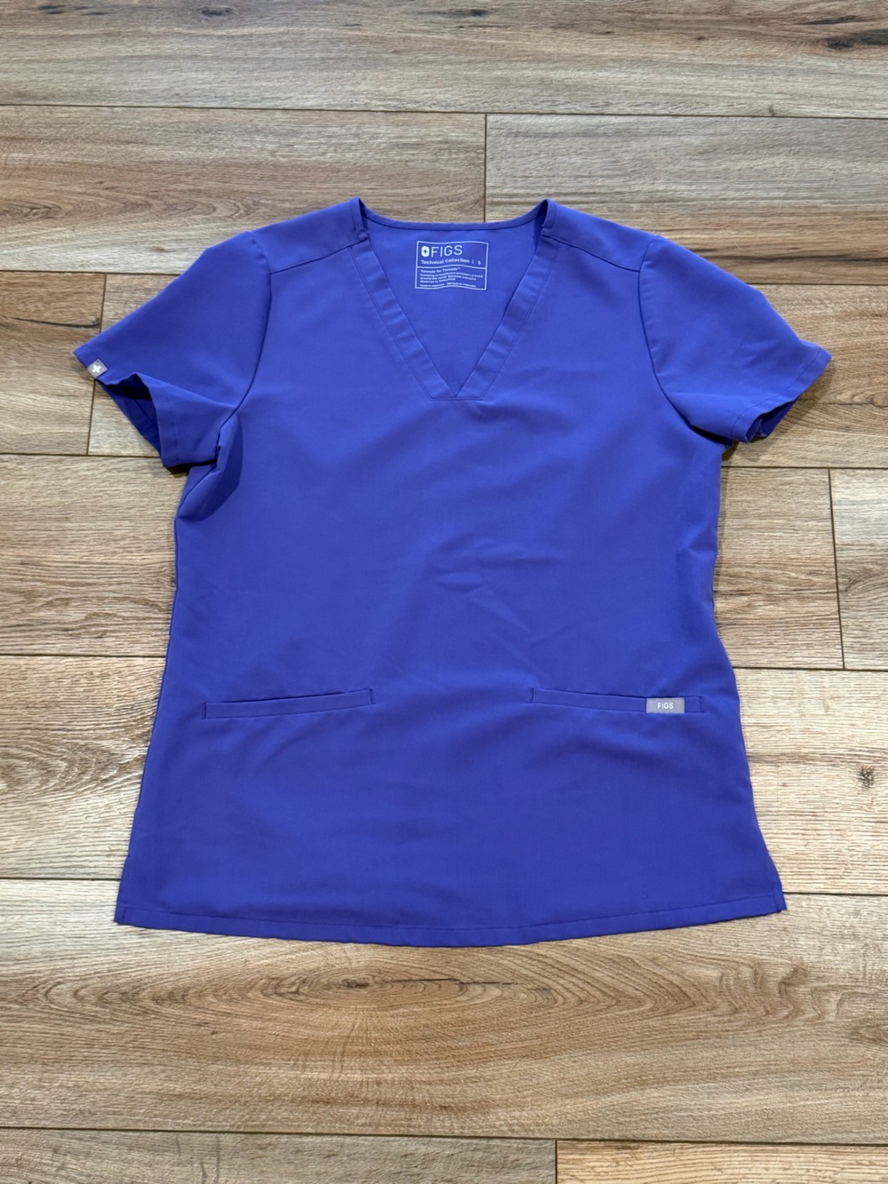FIGS Women’s Purple Casma Scrub Top Size Small Style #FW1000